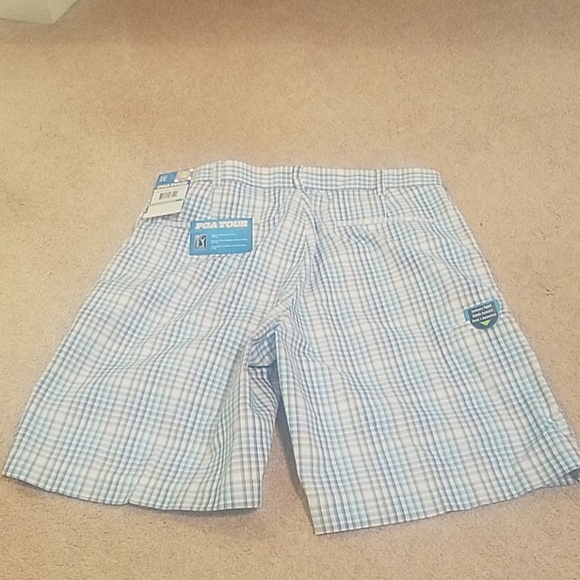Golf shorts - Picture 2 of 4